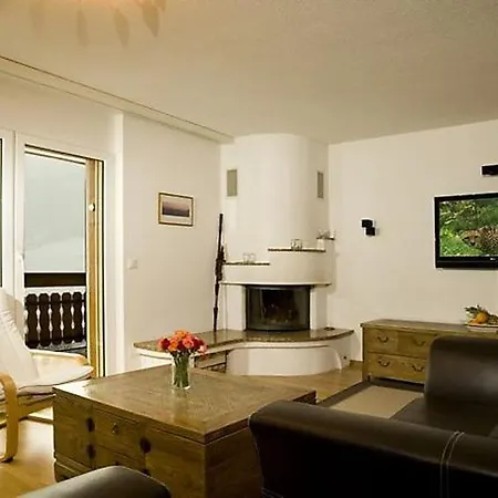 Sleeps 6 Wifi * 로이커바드