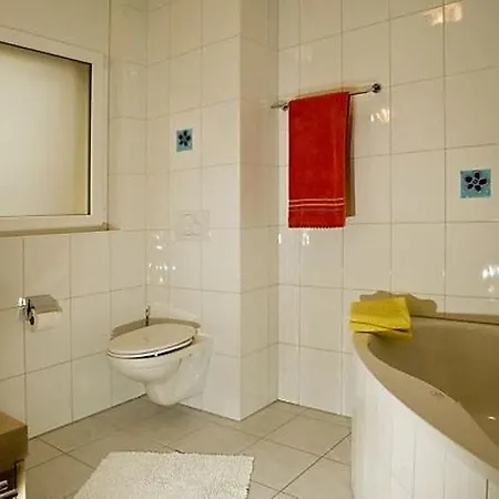 Sleeps 6 Wifi